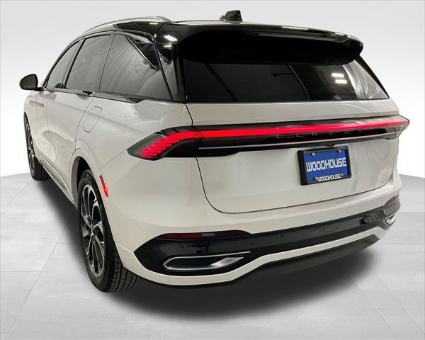 new 2025 Lincoln Nautilus car, priced at $63,754