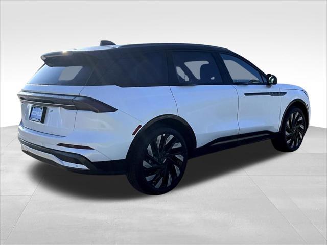 new 2025 Lincoln Nautilus car, priced at $68,754