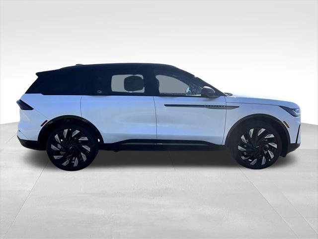 new 2025 Lincoln Nautilus car, priced at $68,754