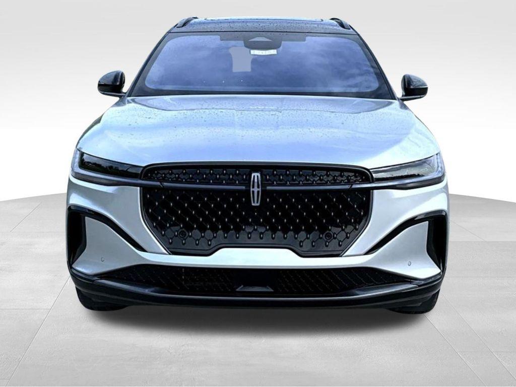 new 2025 Lincoln Nautilus car, priced at $68,004