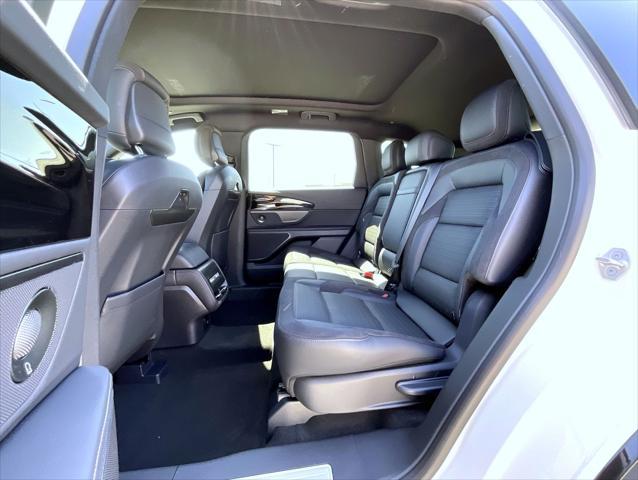 new 2025 Lincoln Nautilus car, priced at $68,754