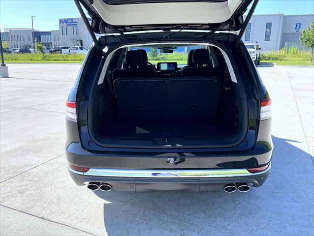 new 2025 Lincoln Aviator car, priced at $64,589