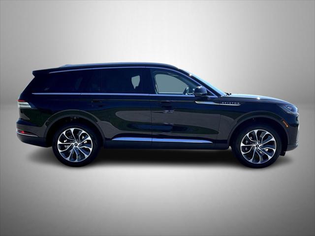 new 2025 Lincoln Aviator car, priced at $64,589