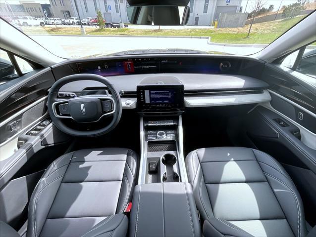new 2025 Lincoln Nautilus car, priced at $56,034