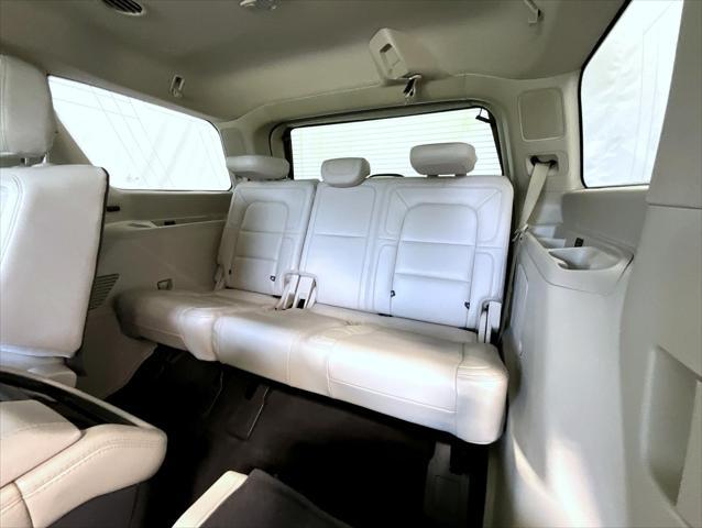 used 2020 Lincoln Navigator car, priced at $38,587