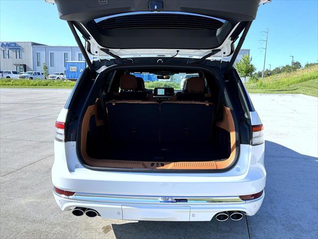 new 2025 Lincoln Aviator car, priced at $88,424