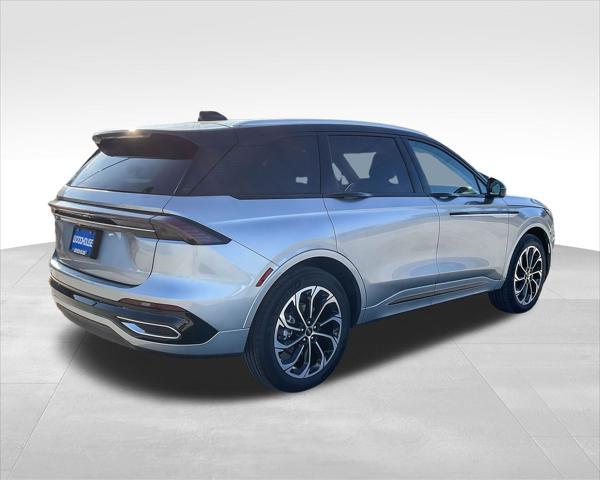 new 2025 Lincoln Nautilus car, priced at $65,004