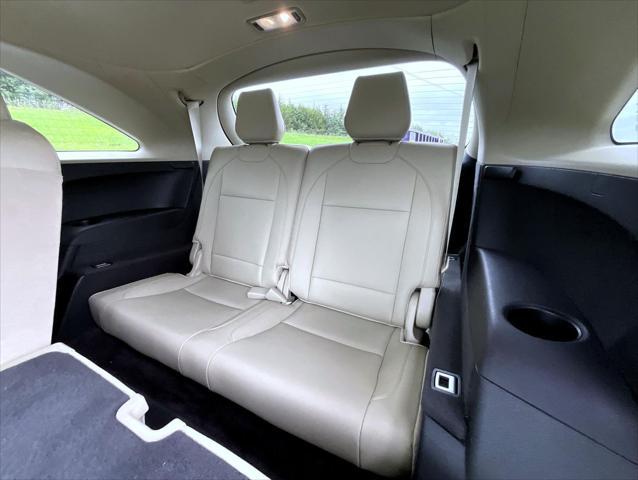 used 2016 Acura MDX car, priced at $17,885