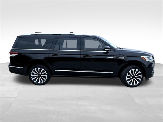used 2023 Lincoln Navigator car, priced at $68,921