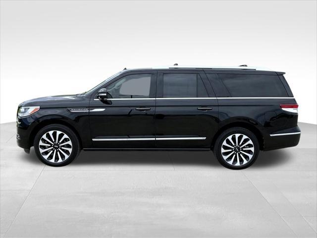 used 2023 Lincoln Navigator car, priced at $69,880