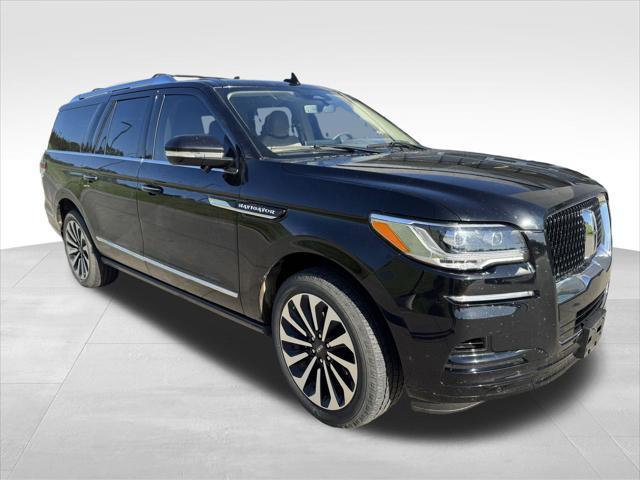 used 2023 Lincoln Navigator car