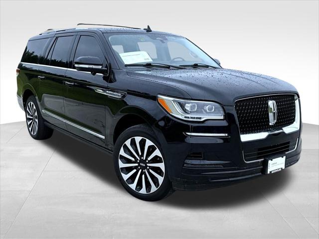 used 2023 Lincoln Navigator car, priced at $68,921