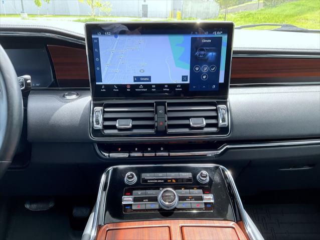 used 2022 Lincoln Navigator car, priced at $58,111