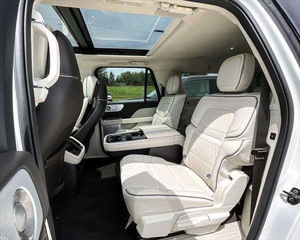 new 2024 Lincoln Navigator car, priced at $117,764