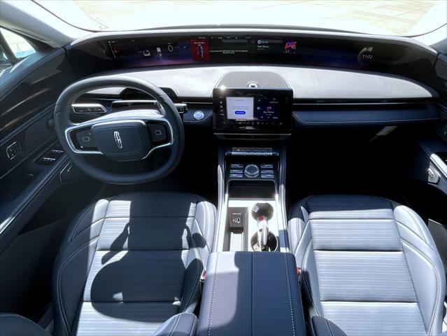new 2025 Lincoln Nautilus car, priced at $63,754