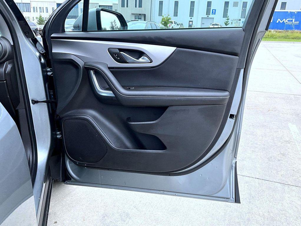 used 2024 Chevrolet Blazer car, priced at $25,888