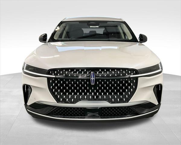 new 2025 Lincoln Nautilus car, priced at $56,784