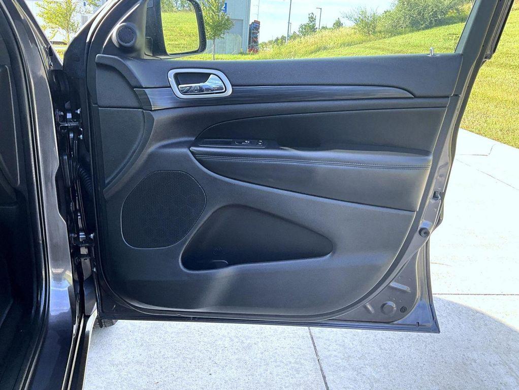 used 2020 Jeep Grand Cherokee car, priced at $24,844