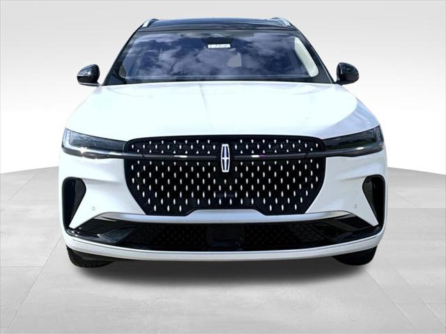 new 2025 Lincoln Nautilus car, priced at $65,754