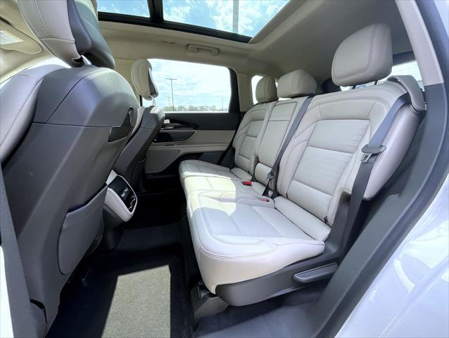 new 2025 Lincoln Nautilus car, priced at $65,754