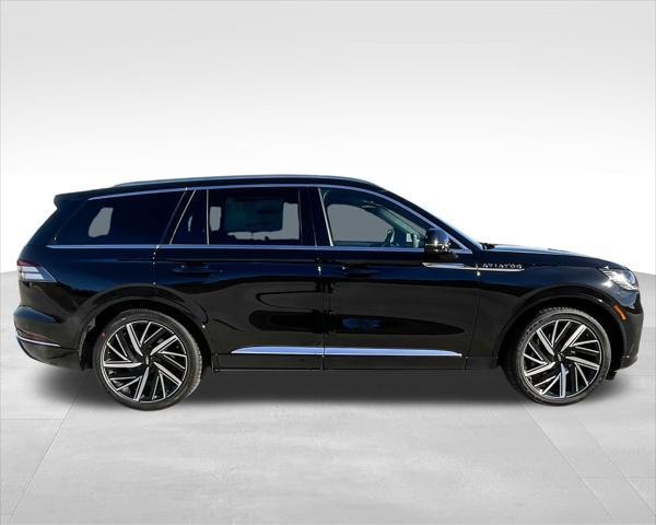 new 2025 Lincoln Aviator car, priced at $88,019