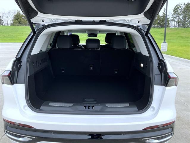 new 2025 Lincoln Nautilus car, priced at $63,754