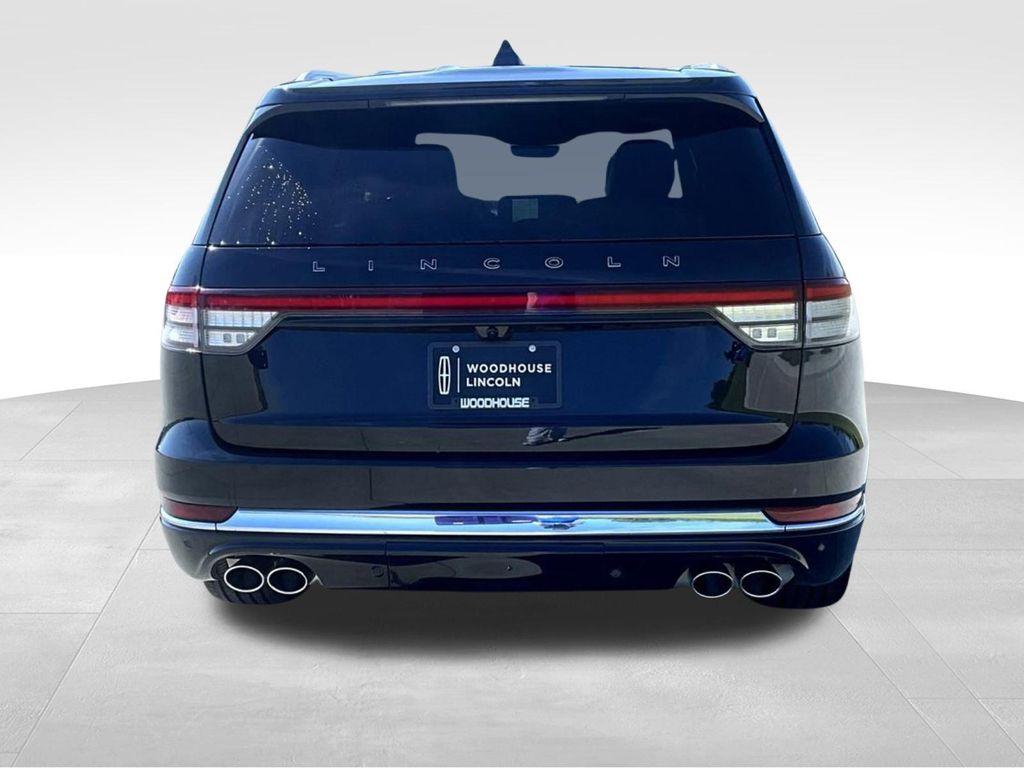 new 2025 Lincoln Aviator car, priced at $88,374