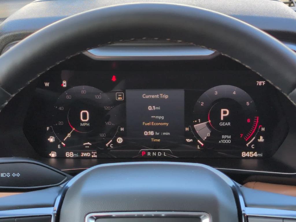 used 2024 GMC Canyon car, priced at $45,000