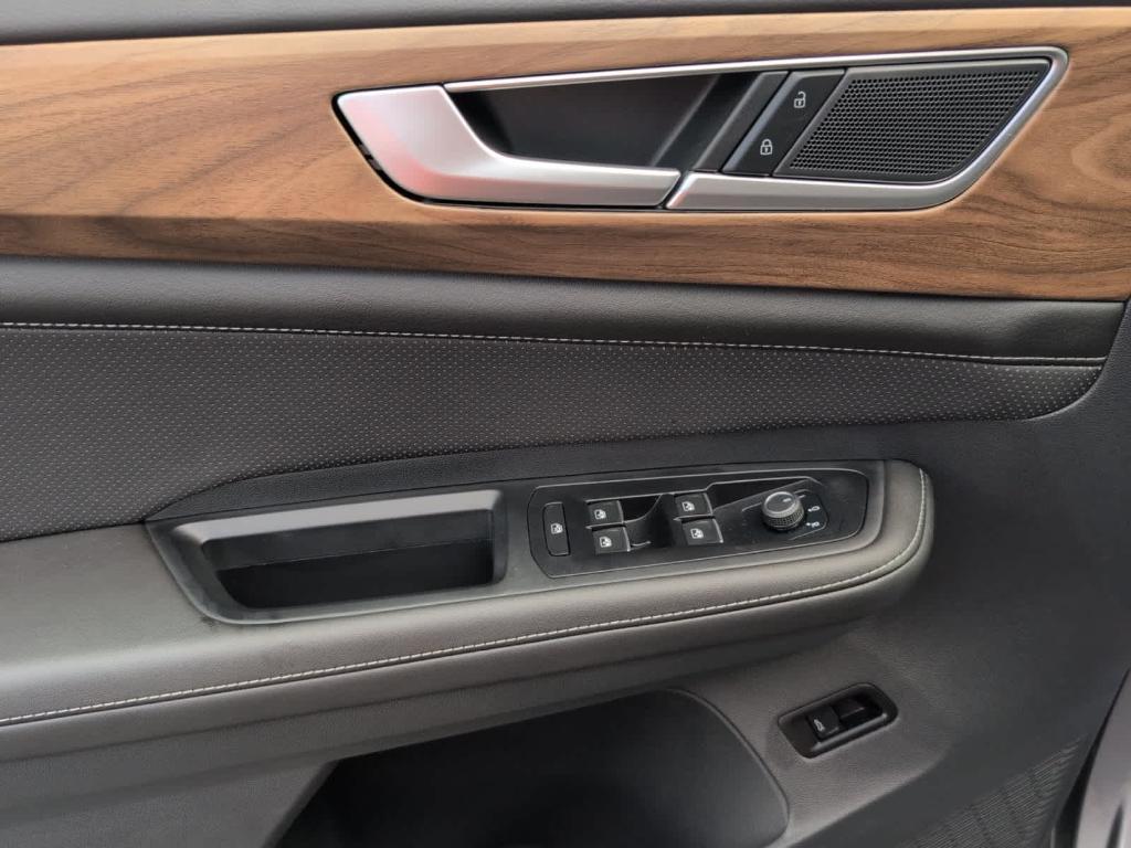 used 2024 Volkswagen Atlas car, priced at $38,500