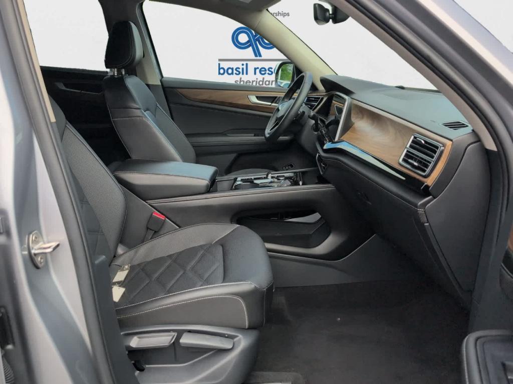 used 2024 Volkswagen Atlas car, priced at $38,500