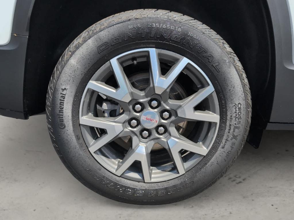 used 2022 GMC Acadia car, priced at $32,999