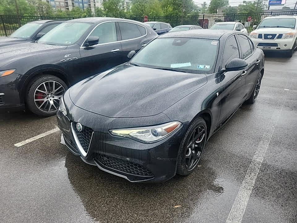 used 2022 Alfa Romeo Giulia car