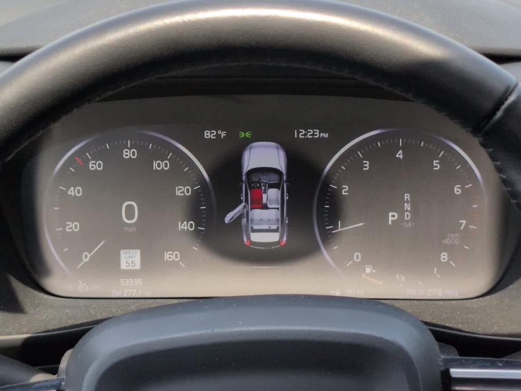 used 2020 Volvo XC40 car, priced at $23,852