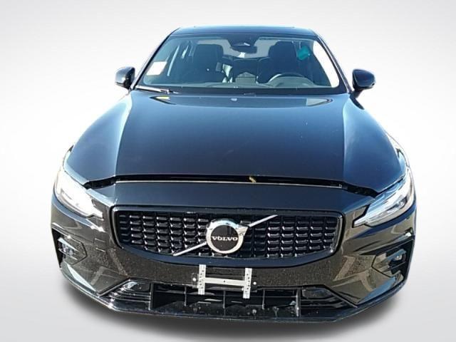 used 2024 Volvo S60 car