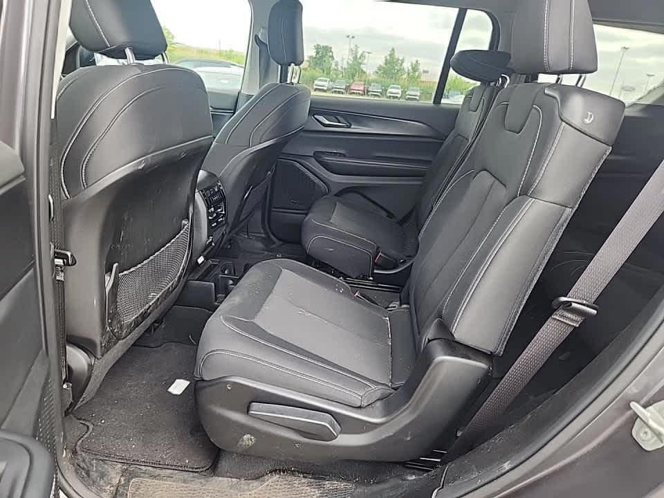 used 2023 Jeep Grand Cherokee L car