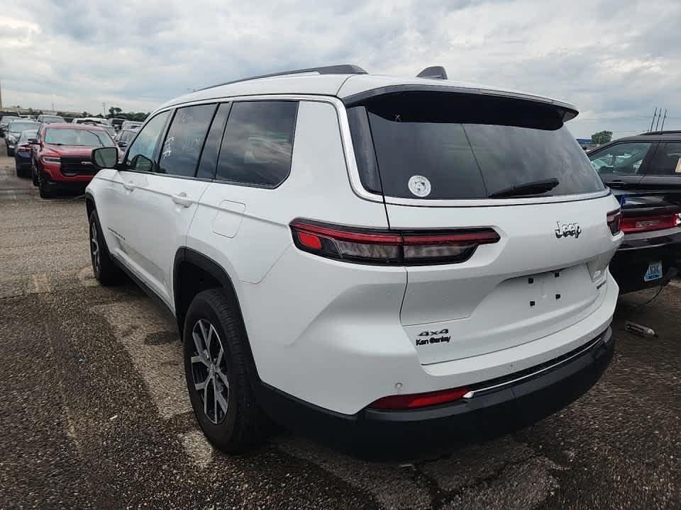 used 2024 Jeep Grand Cherokee L car