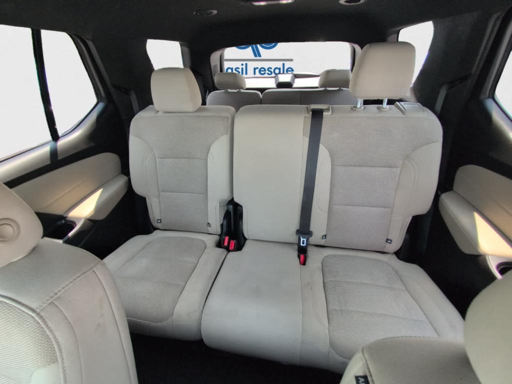 used 2023 Chevrolet Traverse car, priced at $31,500
