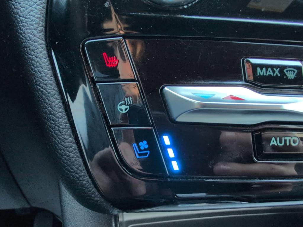 used 2022 Ford Explorer car, priced at $39,500