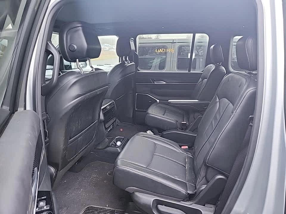 used 2022 Jeep Wagoneer car