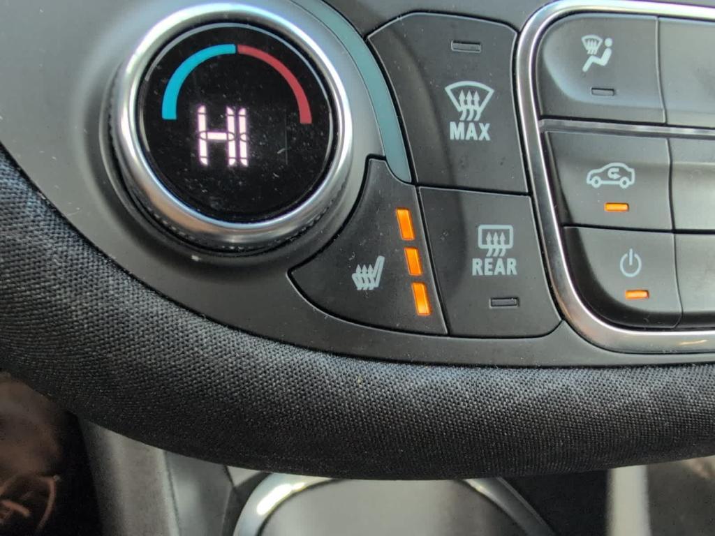 used 2024 Chevrolet Malibu car, priced at $20,888