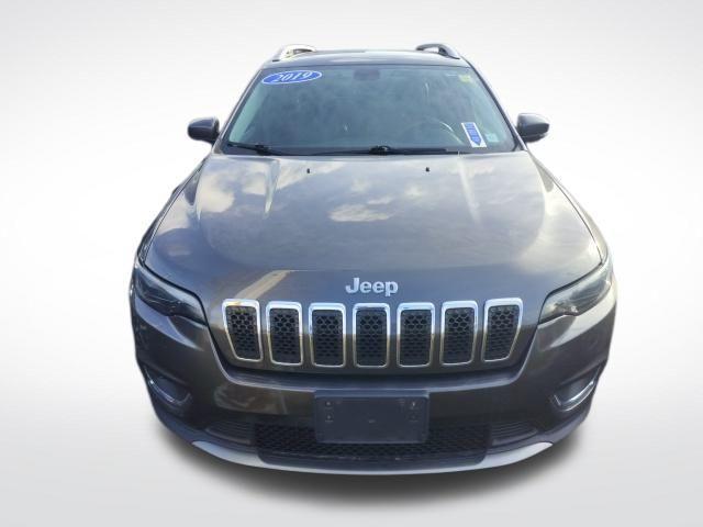 used 2019 Jeep Cherokee car, priced at $13,500