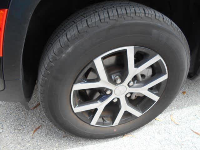 used 2024 Jeep Grand Cherokee car, priced at $35,500