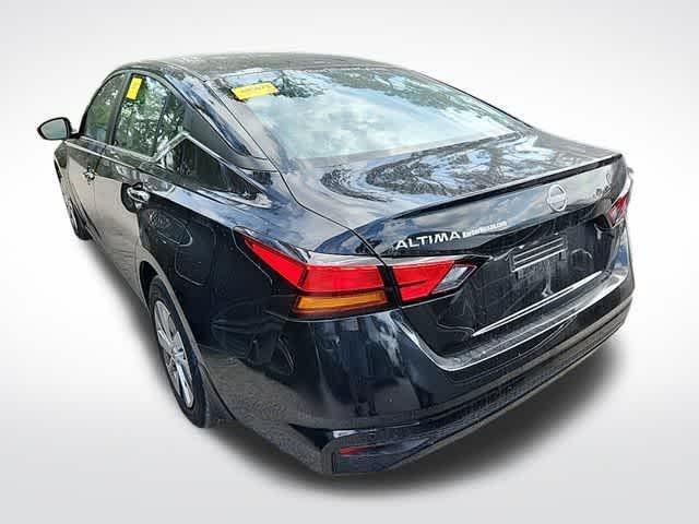 used 2023 Nissan Altima car, priced at $21,933