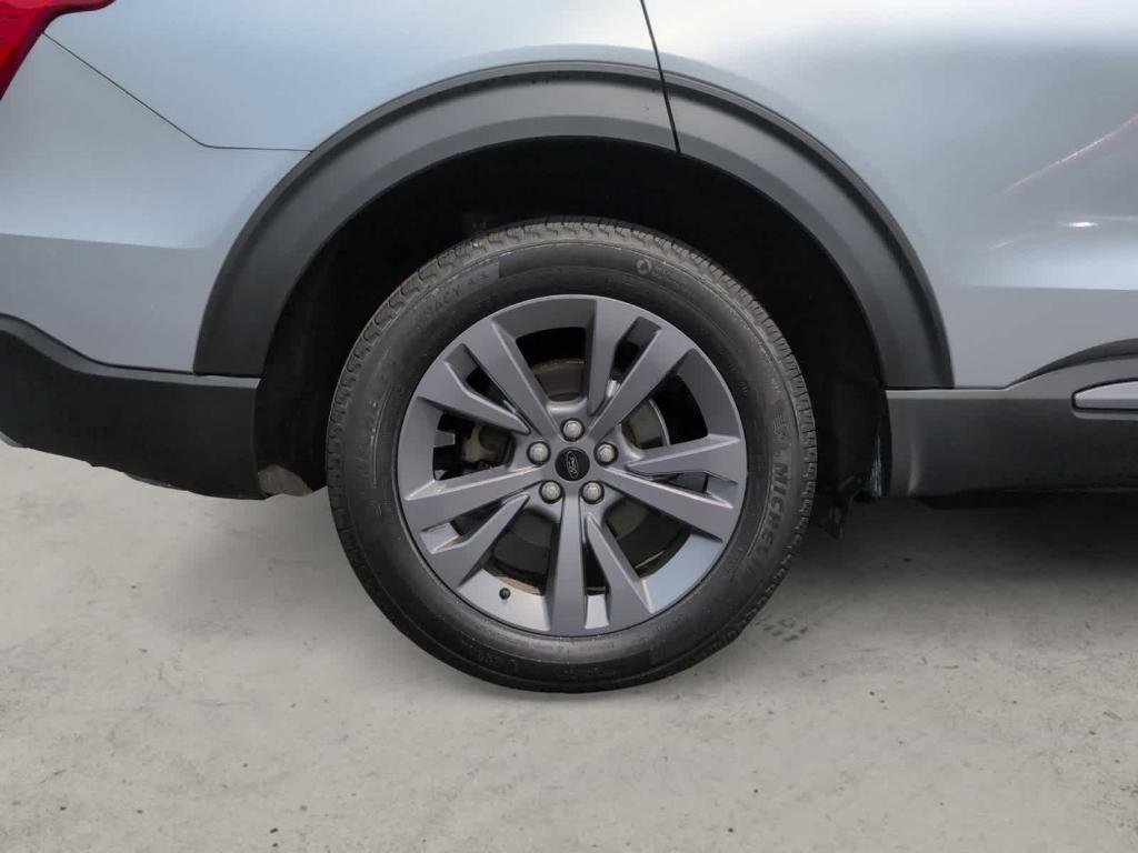 used 2022 Ford Explorer car, priced at $32,844