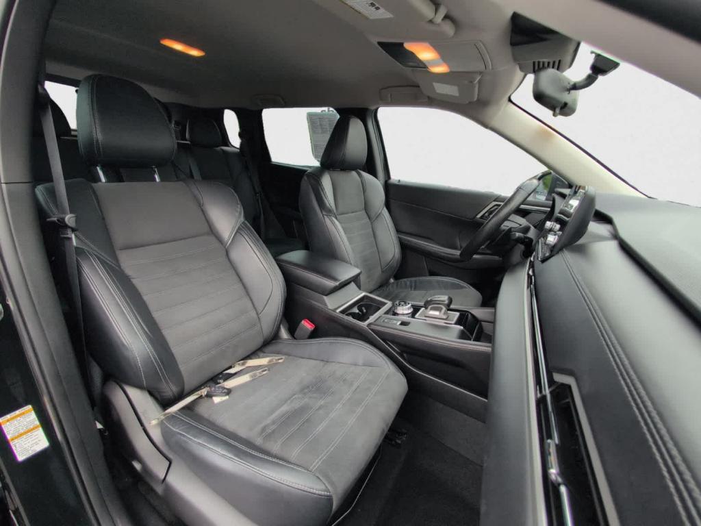 used 2022 Mitsubishi Outlander car, priced at $25,700