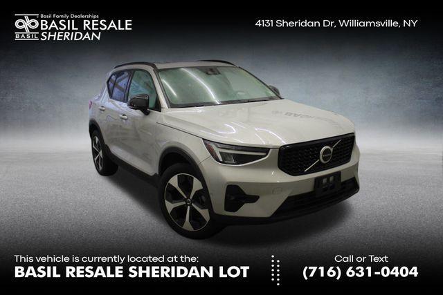 used 2024 Volvo XC40 car, priced at $33,700