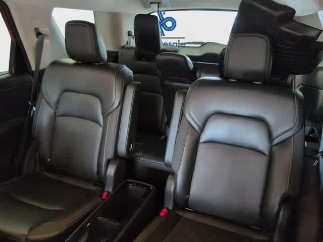 used 2022 Nissan Pathfinder car, priced at $25,000