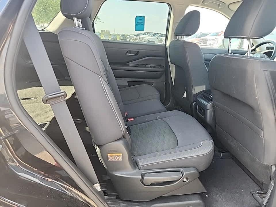 used 2024 Nissan Pathfinder car, priced at $31,400