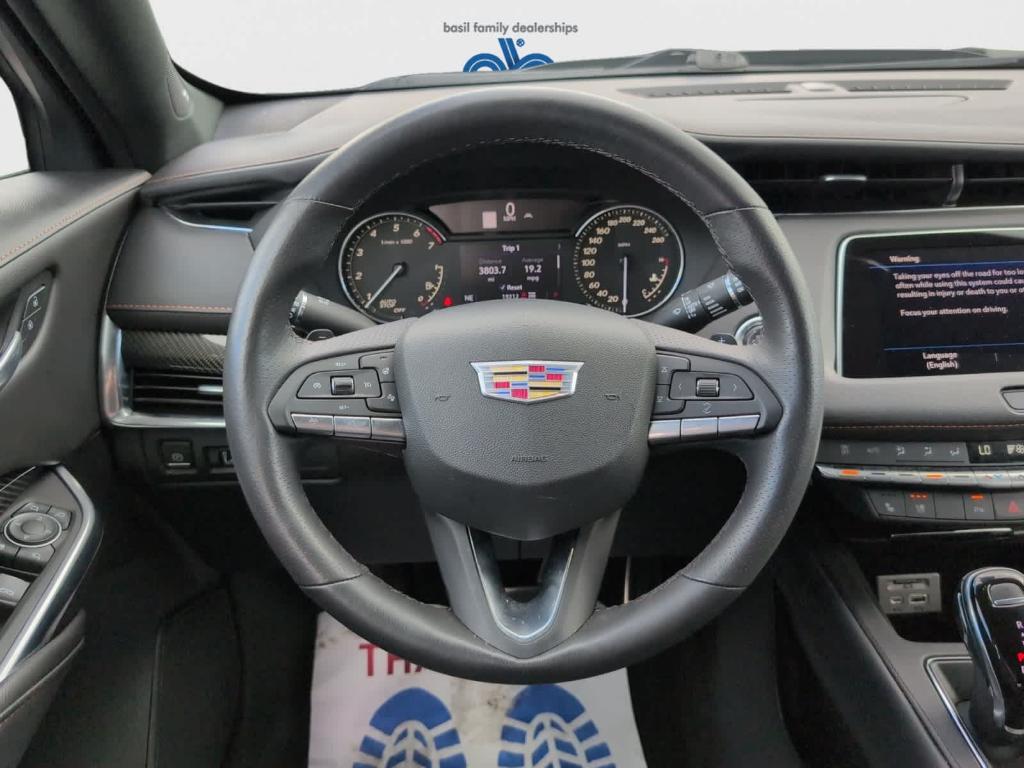 used 2022 Cadillac XT4 car, priced at $33,000
