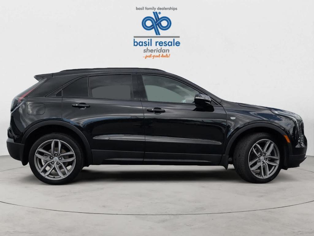used 2022 Cadillac XT4 car, priced at $33,300